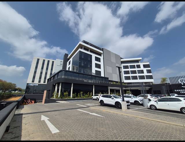 512M² OFFICE TO LET IN GLENADRIENNE EAST